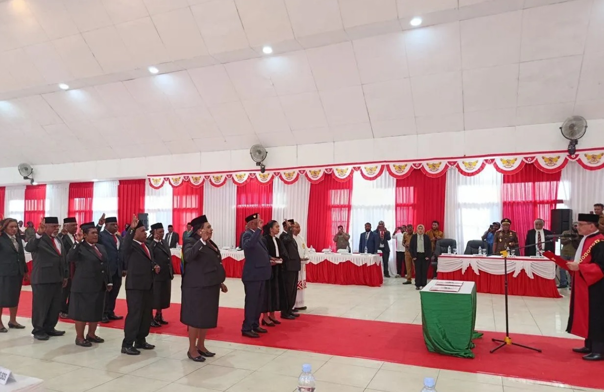 Resmi Dilantik, 11 Anggota DPR Papua Pegunungan Jalur Otsus Lengkapi 56 Kursi Dewan